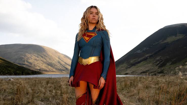 “Supergirl”: um filme morno para a estreia da filha de Krytpon